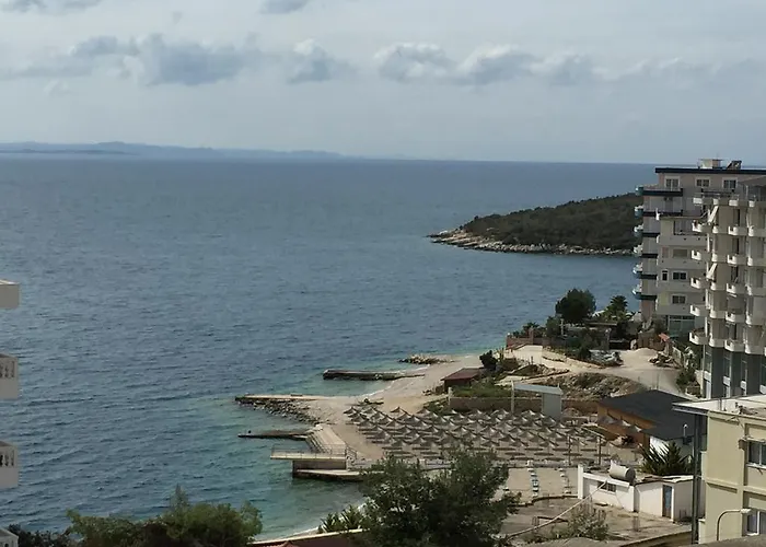Sea And Sky Apartment *